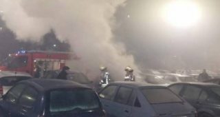 Požar u Sarajevu: Gorjelo 6 vozila, uhapšena jedna osoba