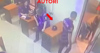 Uznemirujući video: Policajac  ubio kolegu u stanici u Tirani