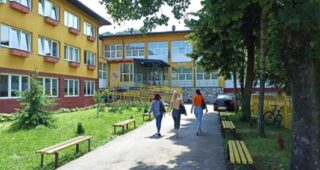 Lažna dojava o postavljenoj bombi u Medicinskoj školi u Tuzli