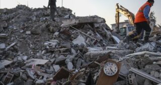 Broj poginulih u zemljotresima u Turkiye povećan na 31.643